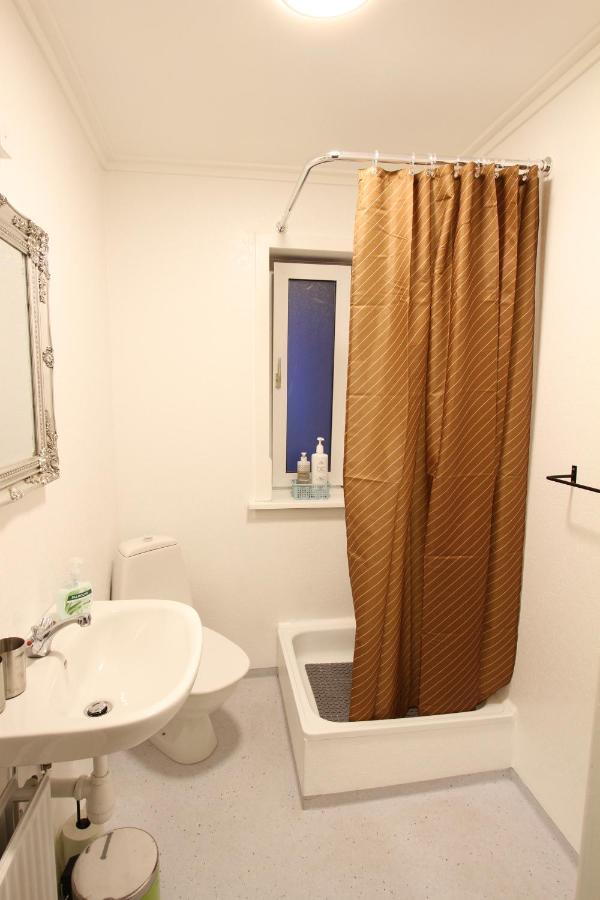 Modern Apartment Near Beach, Marina & City Centre 토르스하운 외부 사진
